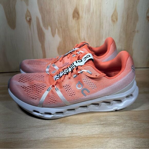 On Cloudsurfer Running Shoes Women’s Size 11 - Picture 9 of 9